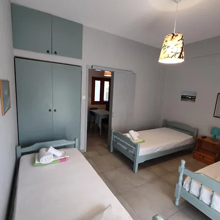 Konstantinidis شقة نيا بوتيدايا